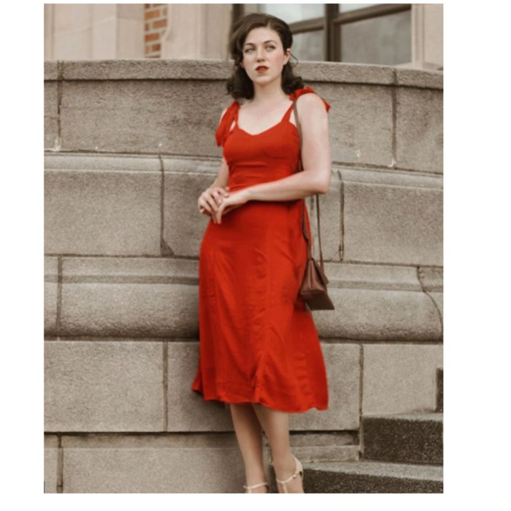 Rihoas Women´s The Plain Tie Strap Midi Dress In Red Size S NWT